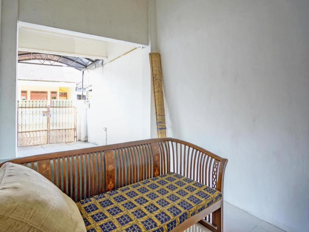 Spot On 92652 Meir E-Homestay 2 Surabaya Esterno foto